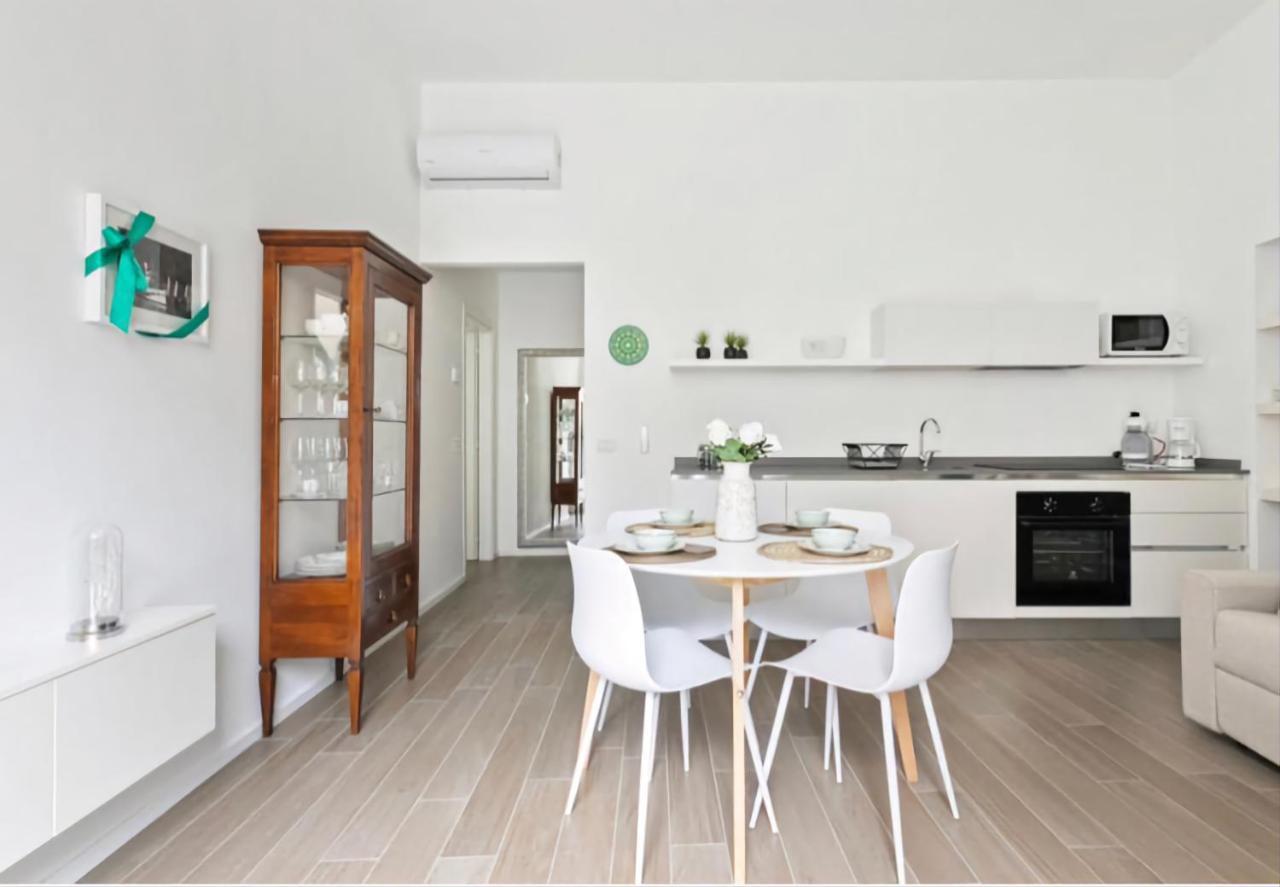 Sofia Lake Suite 科莫 外观 照片